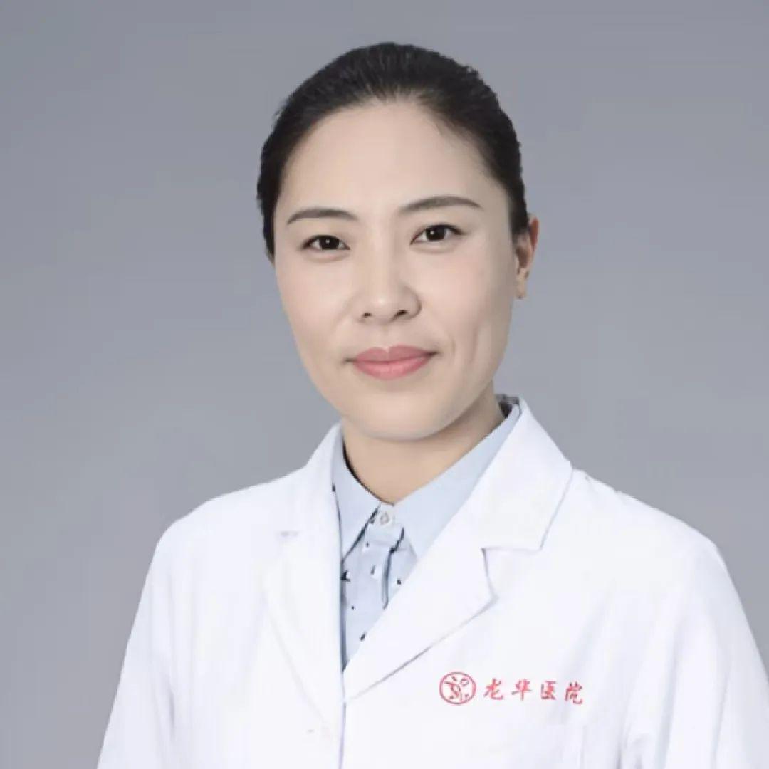 王赛娜_副本.jpg